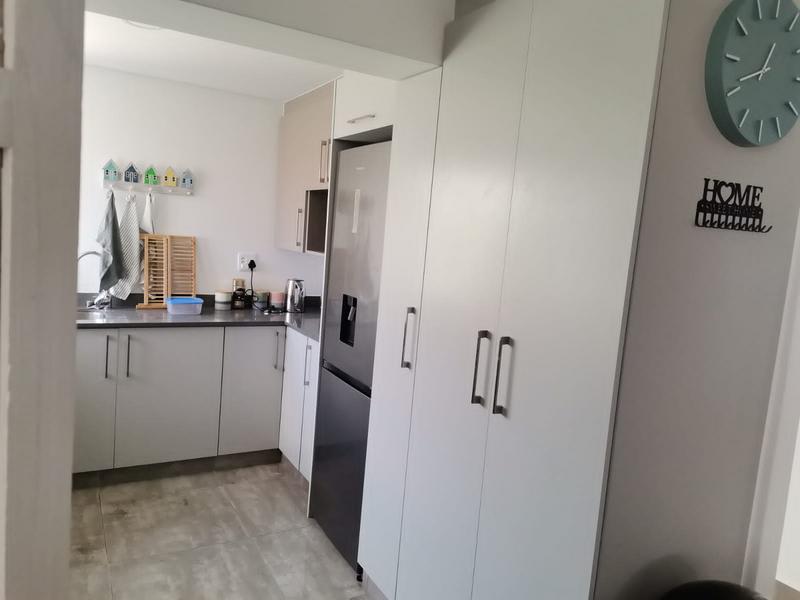 To Let 2 Bedroom Property for Rent in Island View Western Cape